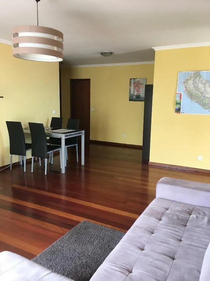 Apartament Caniço Fam